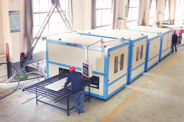 新型油磨雪花機(jī)生產(chǎn)線